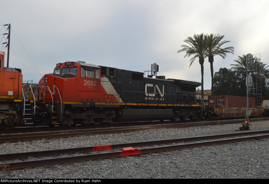 CN 2682